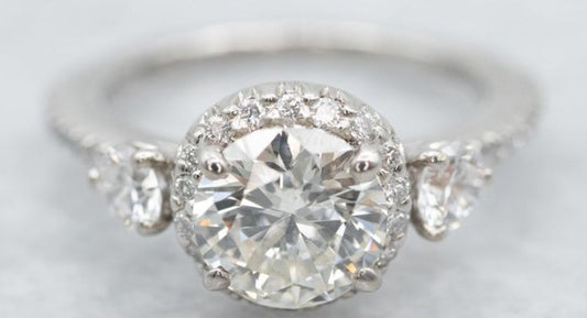 diamond-engagement-ring